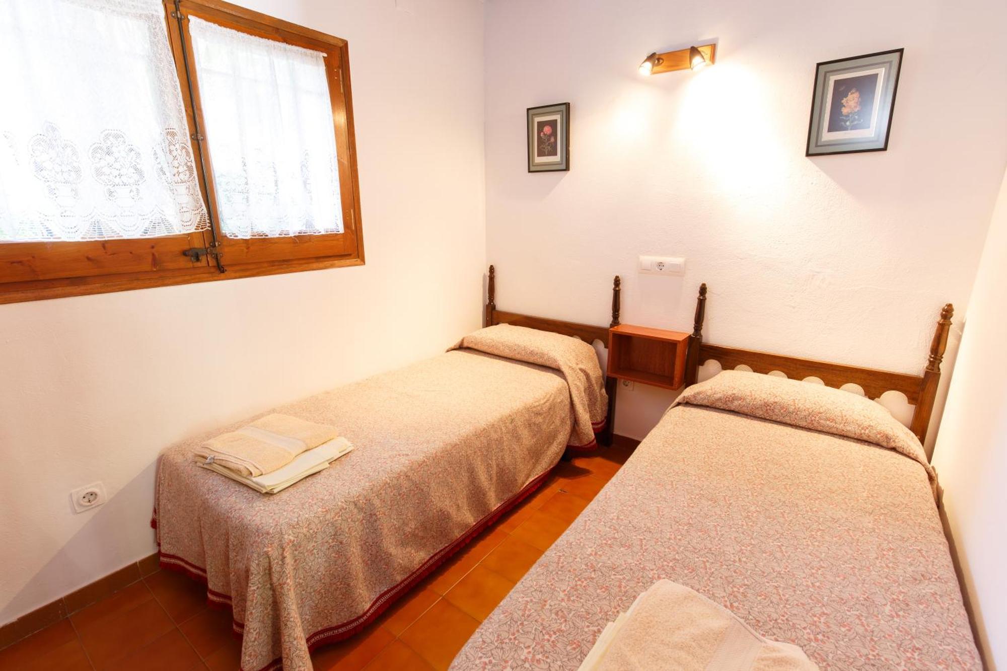 Calsina Bax 2H Villa Pals Bagian luar foto